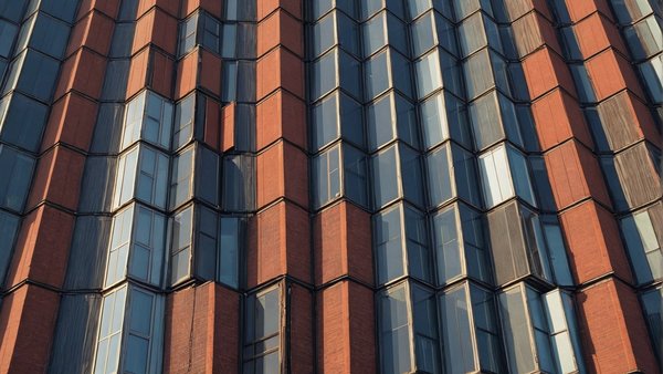 Solutions expertes en traitement de toitures et façades